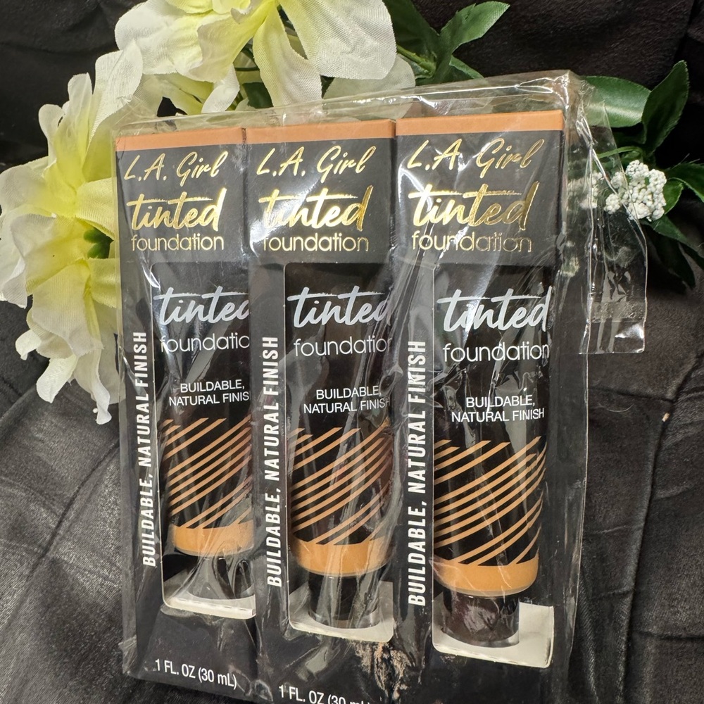3 - LA Girl Tinted Foundation - Buildable Natural Finish GLM761